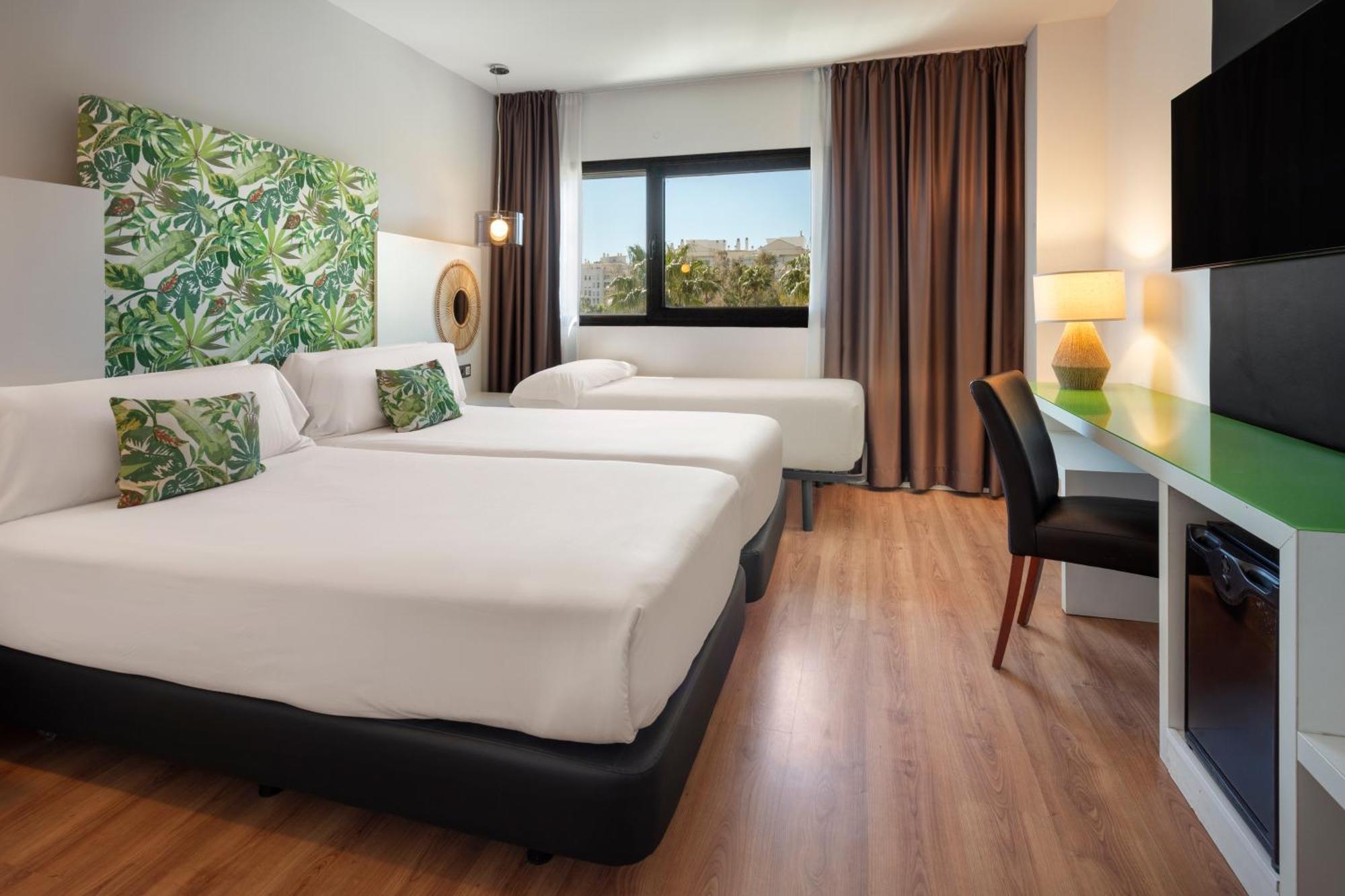 Catalonia Malaga Hotel Room photo