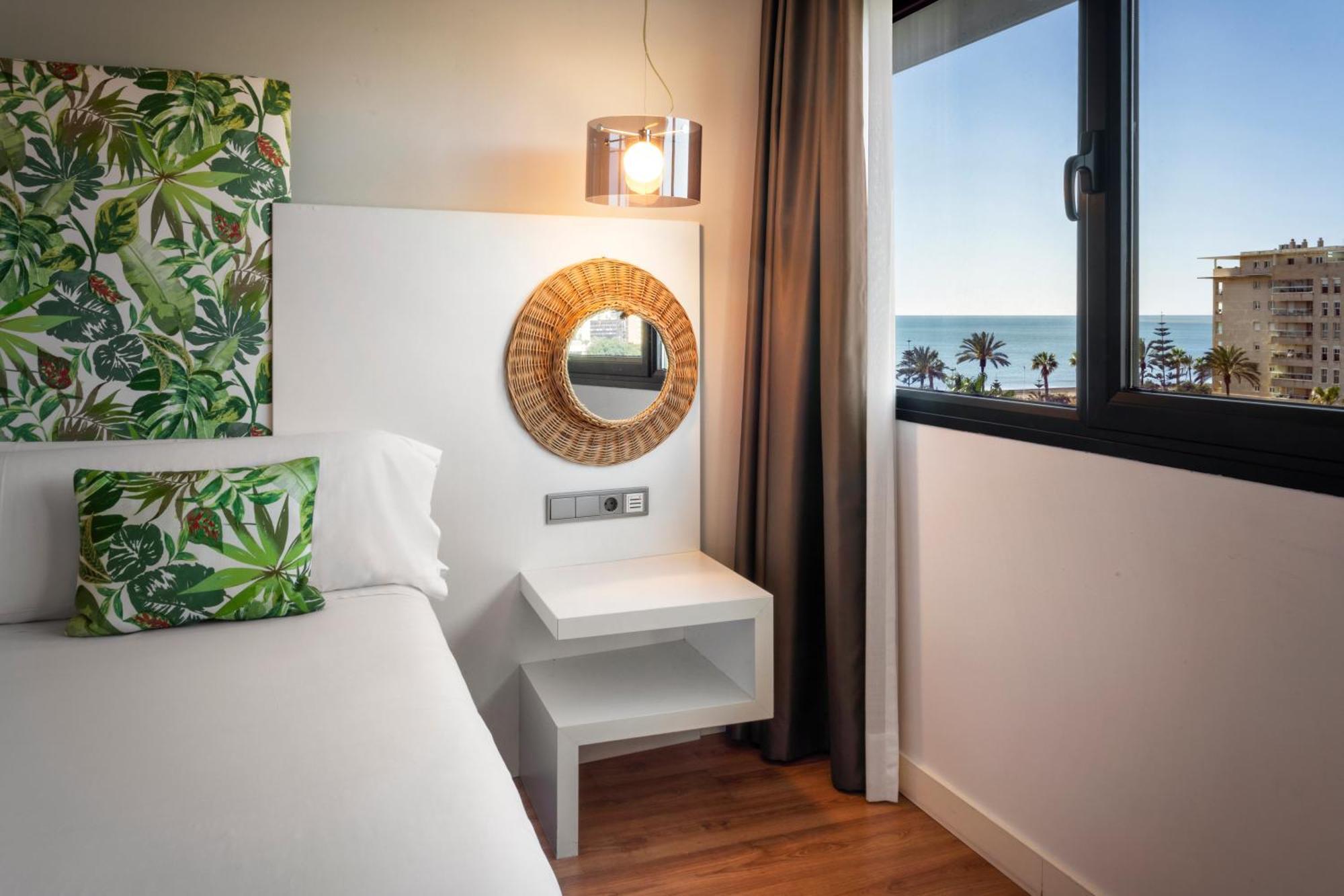 Catalonia Malaga Hotel Exterior photo